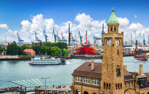 Hamburgs Landungsbrücken