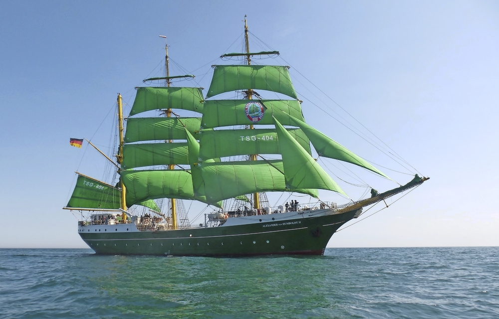 ALEXANDER von HUMBOLDT II Travemünde