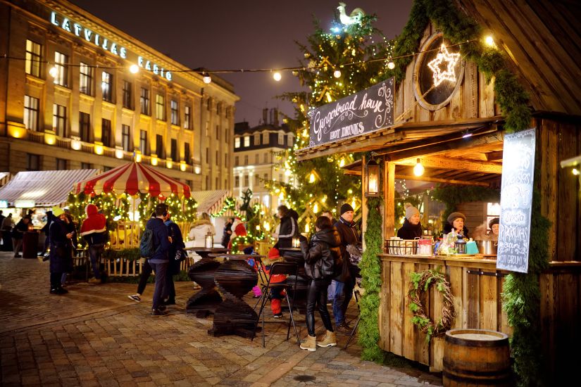 Weihnachtsmarkt während der Flusskreuzfahrt
